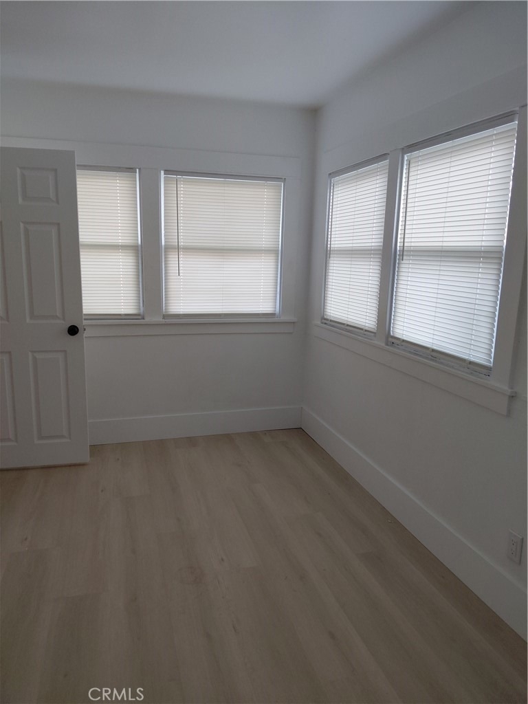 154 N 1st - Photo 8