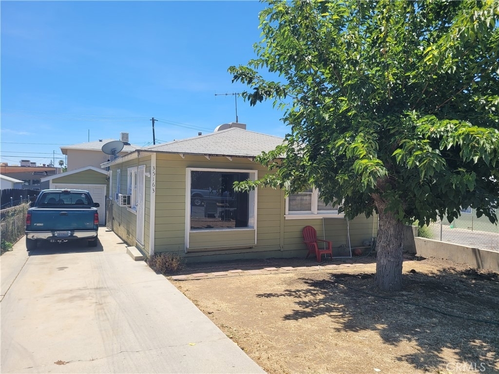 35163 Acacia Avenue - Photo 0