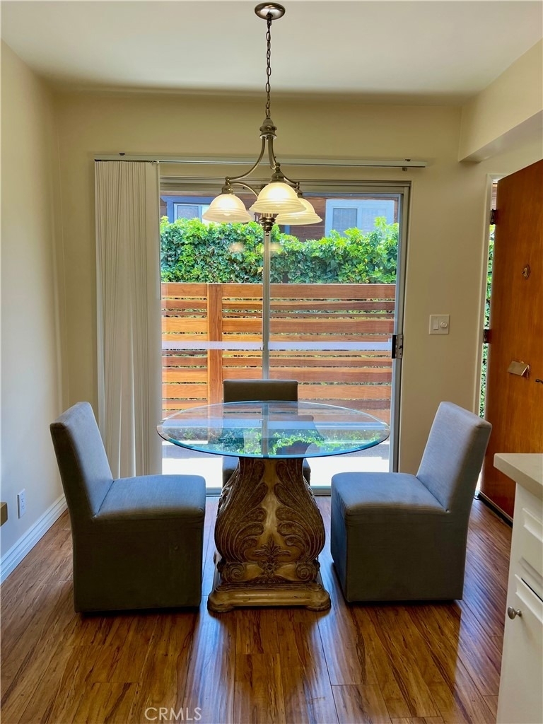 228 W Lemon - Photo 3