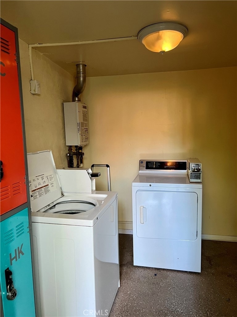 228 W Lemon - Photo 17