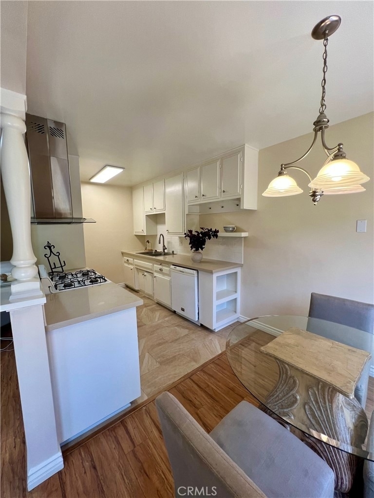 228 W Lemon - Photo 5