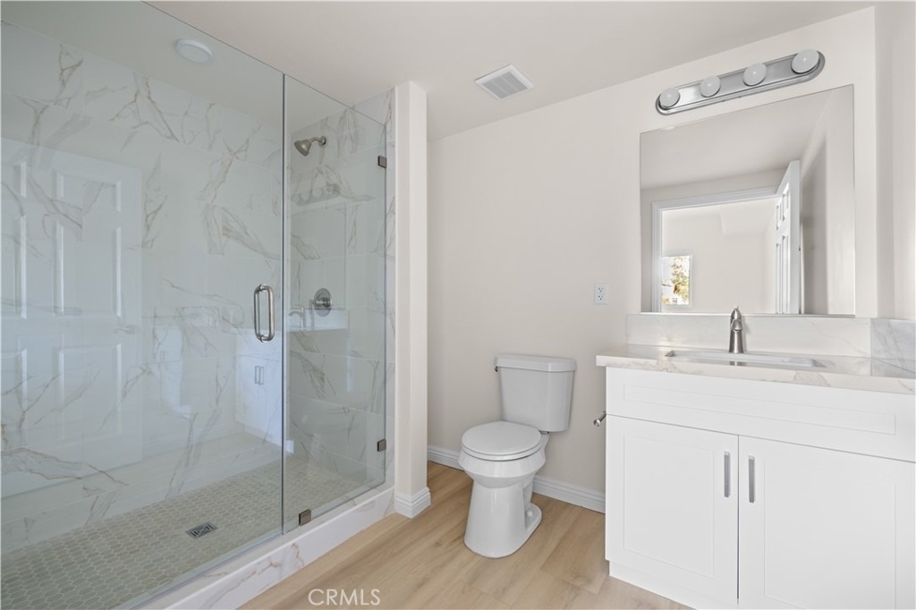 1818 S Norton Avenue - Photo 9