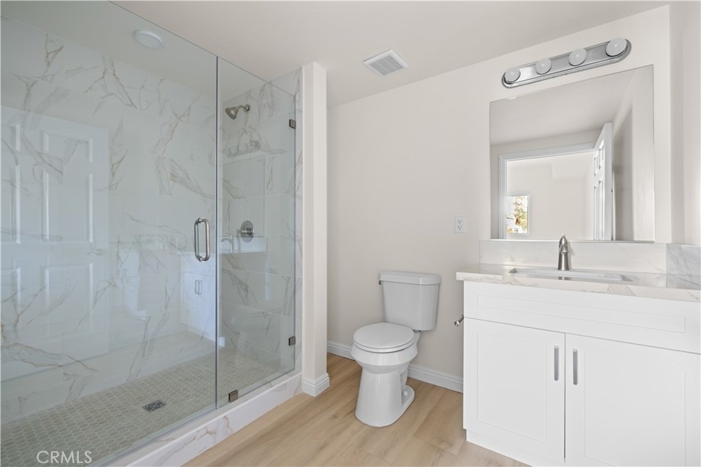 1818 S Norton Avenue - Photo 8