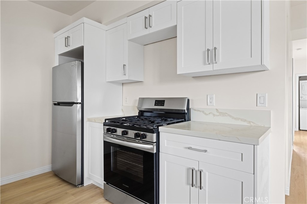 1818 S Norton Avenue - Photo 10