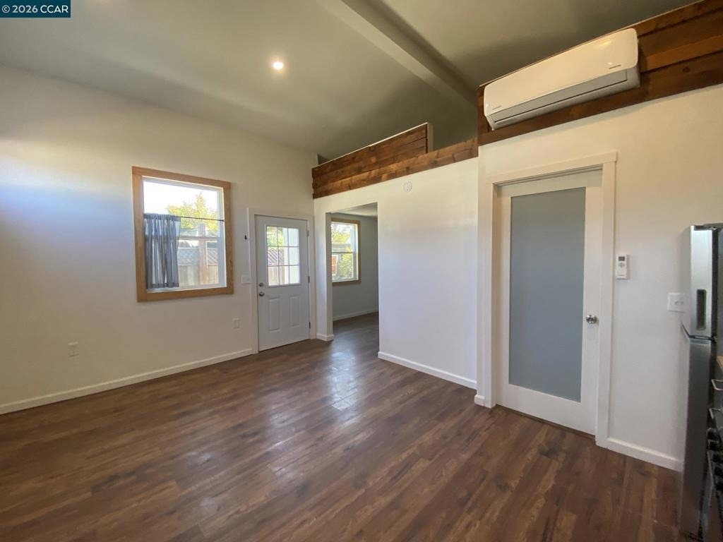 624 40th - Photo 10