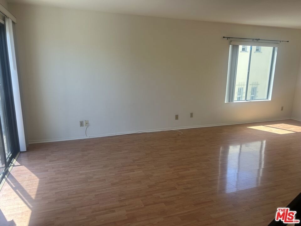 8515 Saturn Street - Photo 2