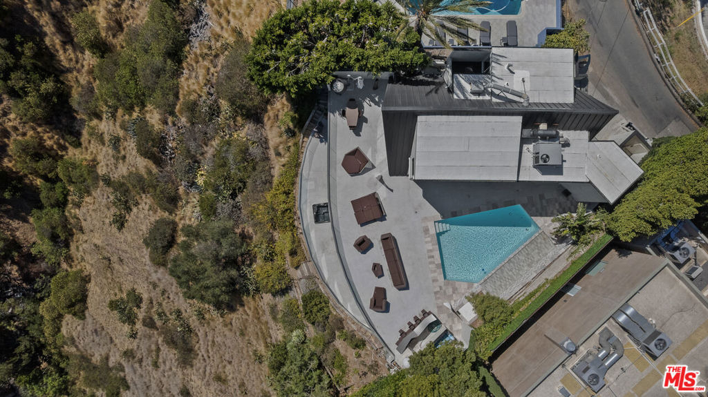 8460 Cole Crest Drive - Photo 36