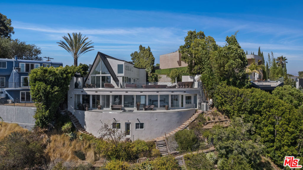 8460 Cole Crest Drive - Photo 34