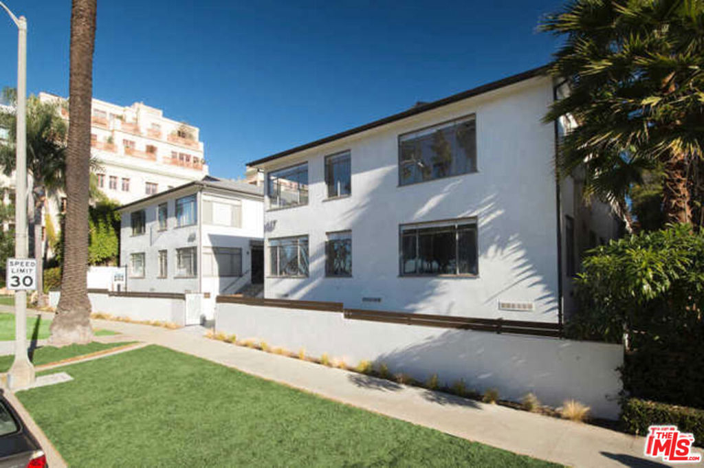 617 Ocean Avenue - Photo 1