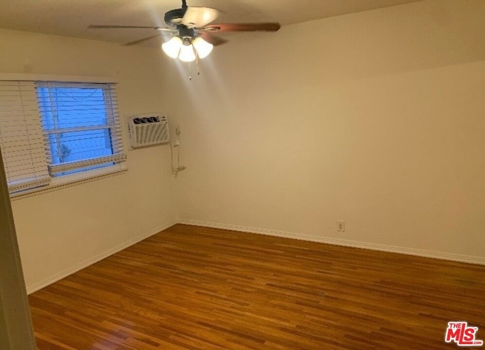 617 Ocean Avenue - Photo 5