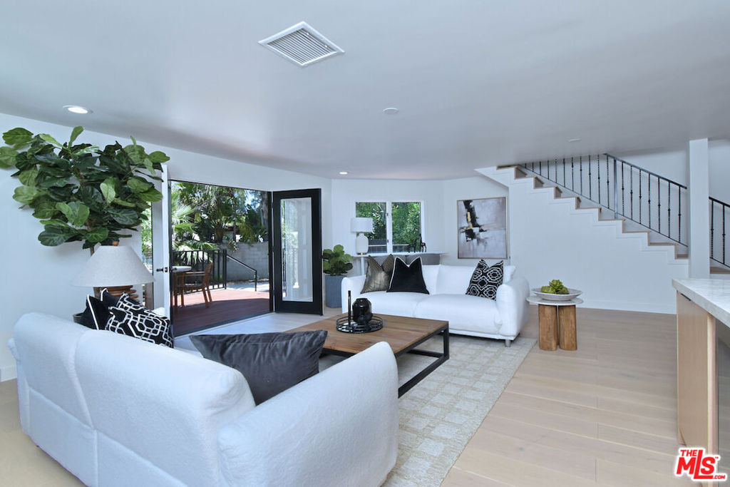 19061 Wells Drive - Photo 15