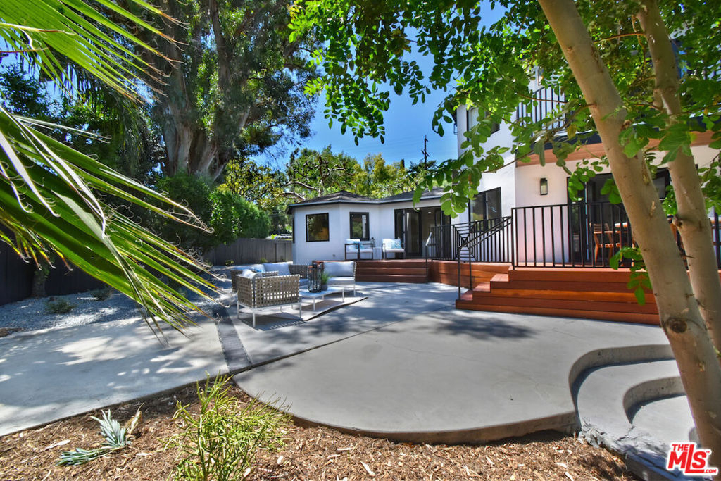 19061 Wells Drive - Photo 47