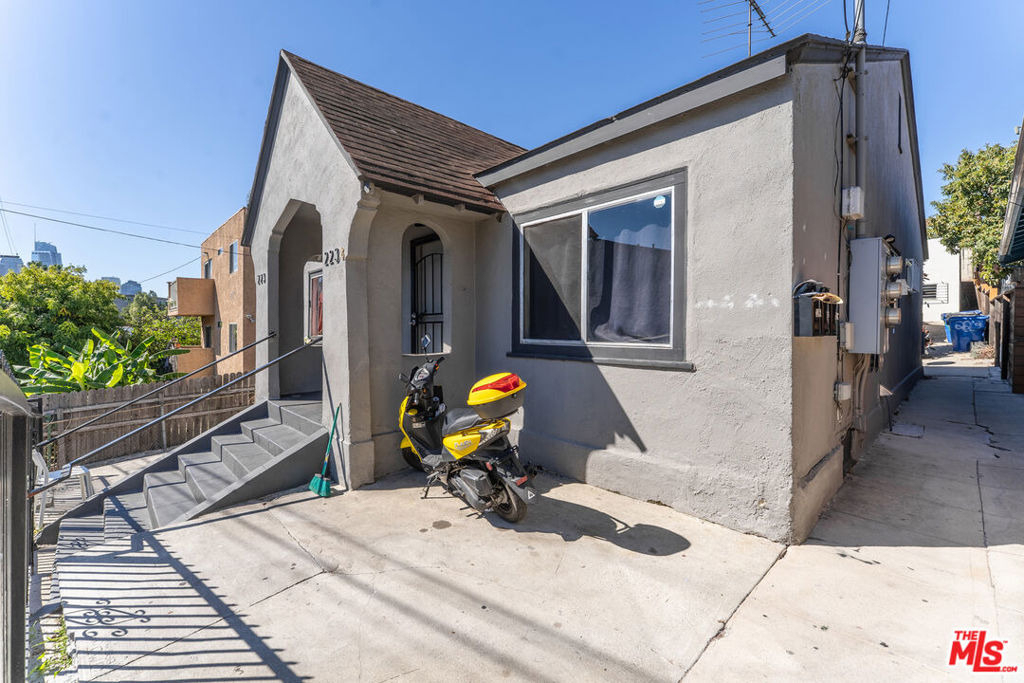 221 Lake Shore Terrace - Photo 8