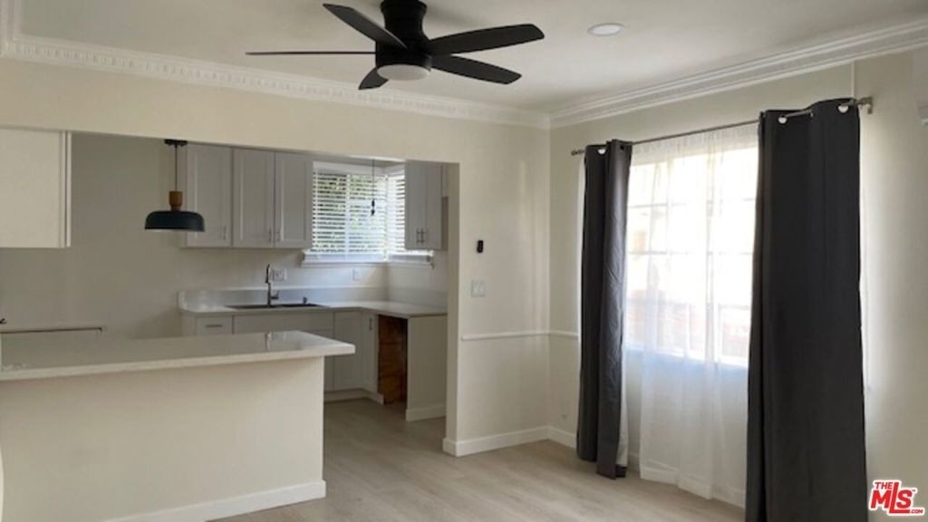 3901 W 4th Street - Photo 4