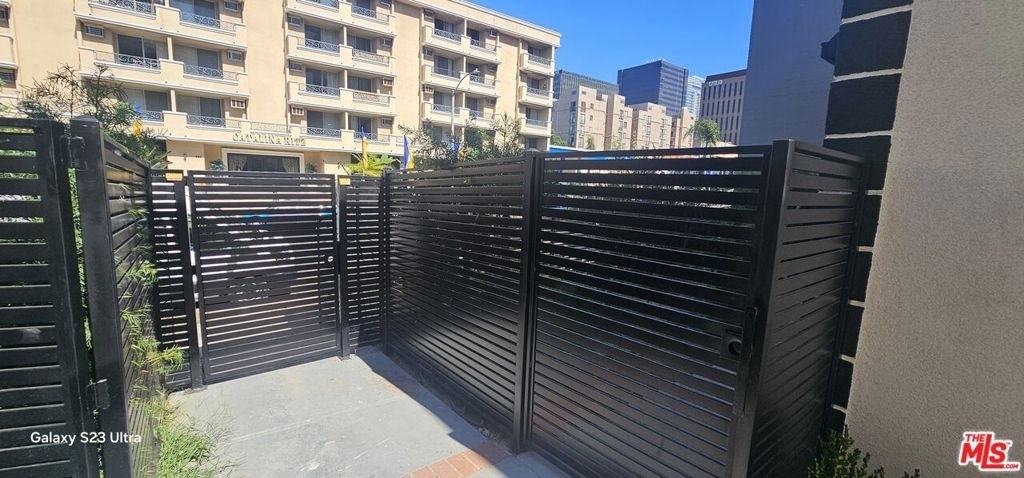 537 S Catalina Street - Photo 13