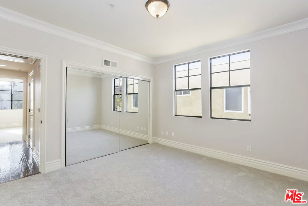 12026 Hoffman Street - Photo 18
