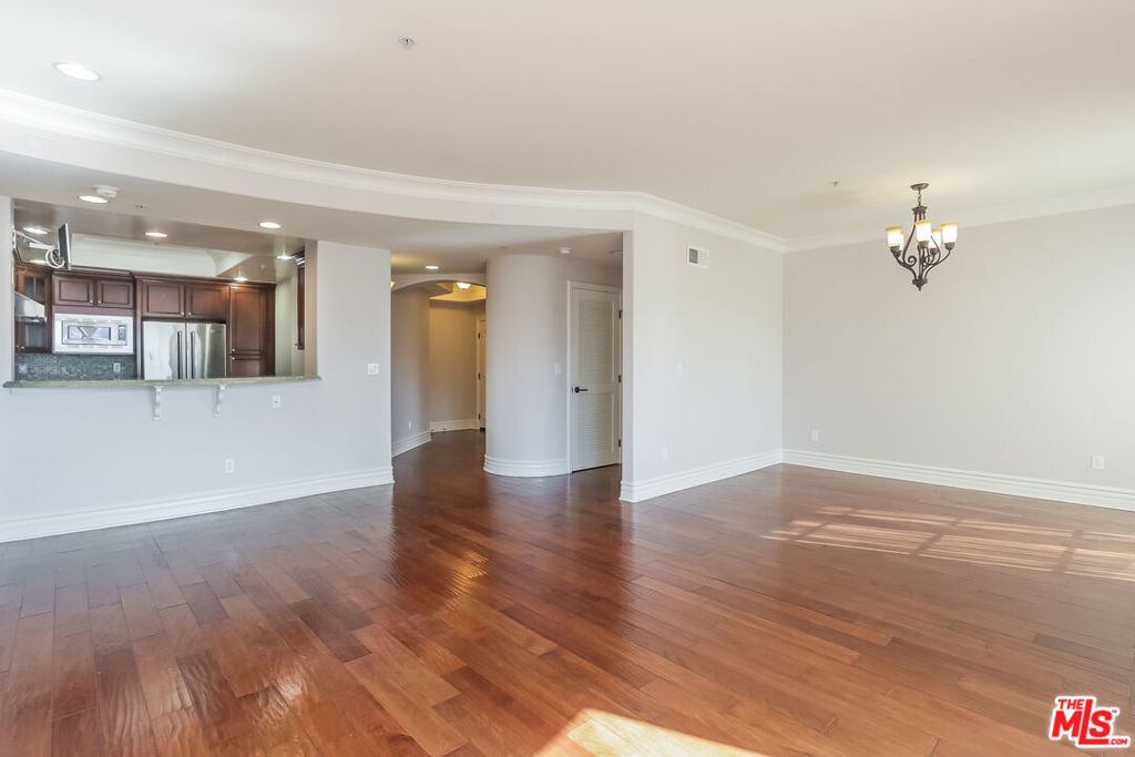 12026 Hoffman Street - Photo 7