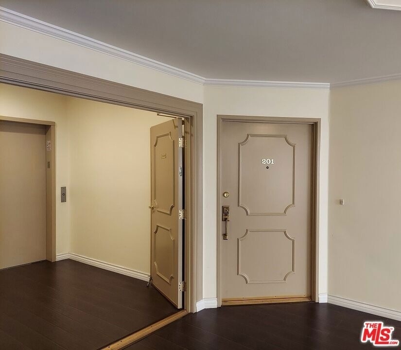 10475 Ashton Avenue - Photo 4