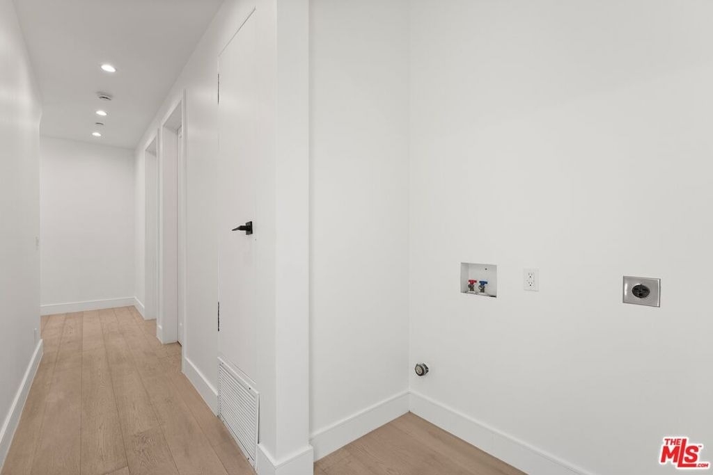 730 Indiana Avenue - Photo 11