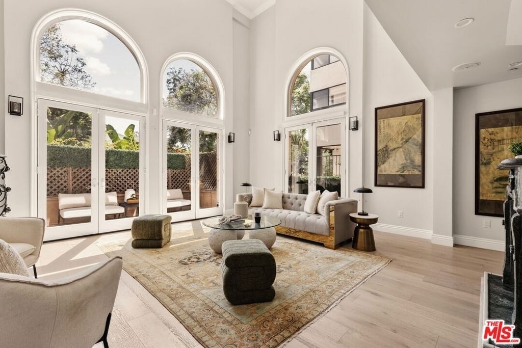 1610 Camden Avenue - Photo 2