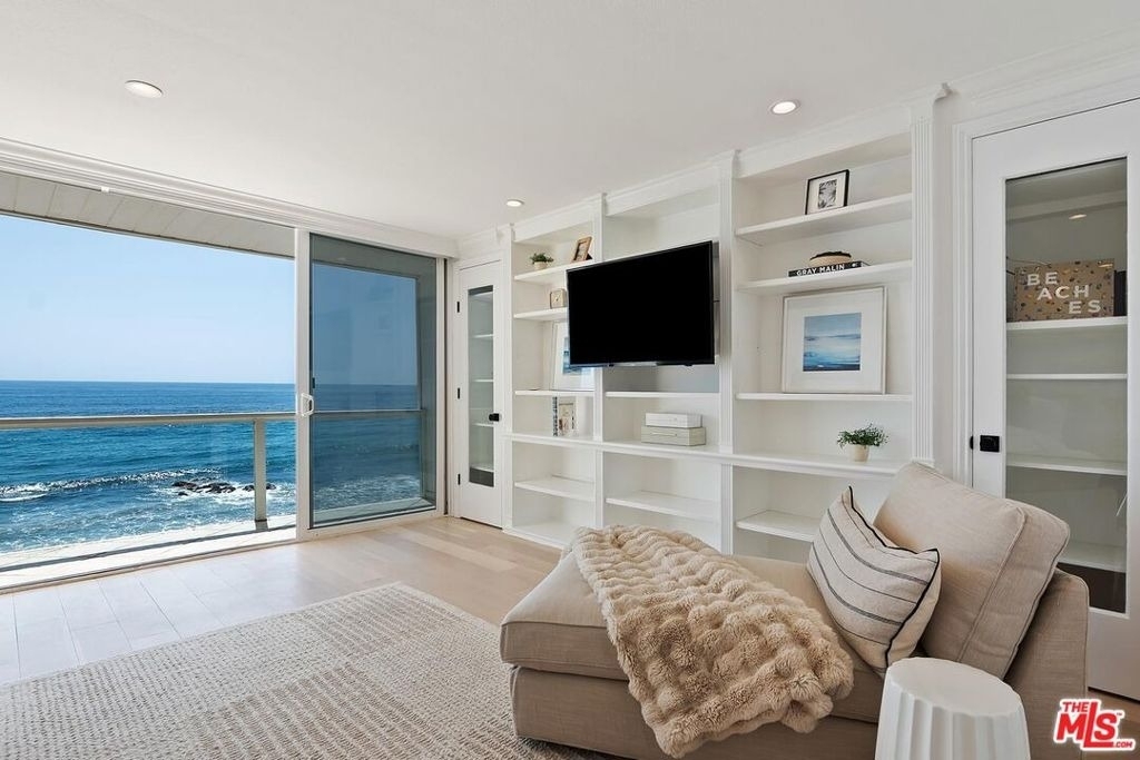 11874 Beach Club Way - Photo 18