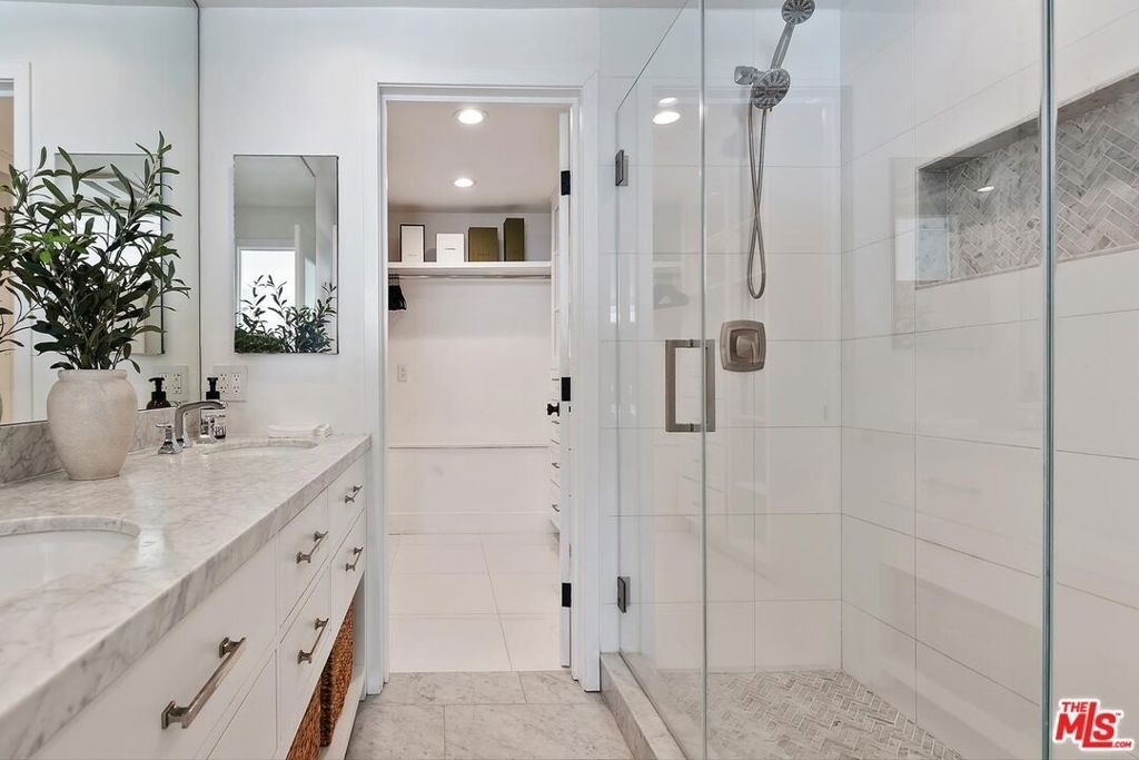 11874 Beach Club Way - Photo 21