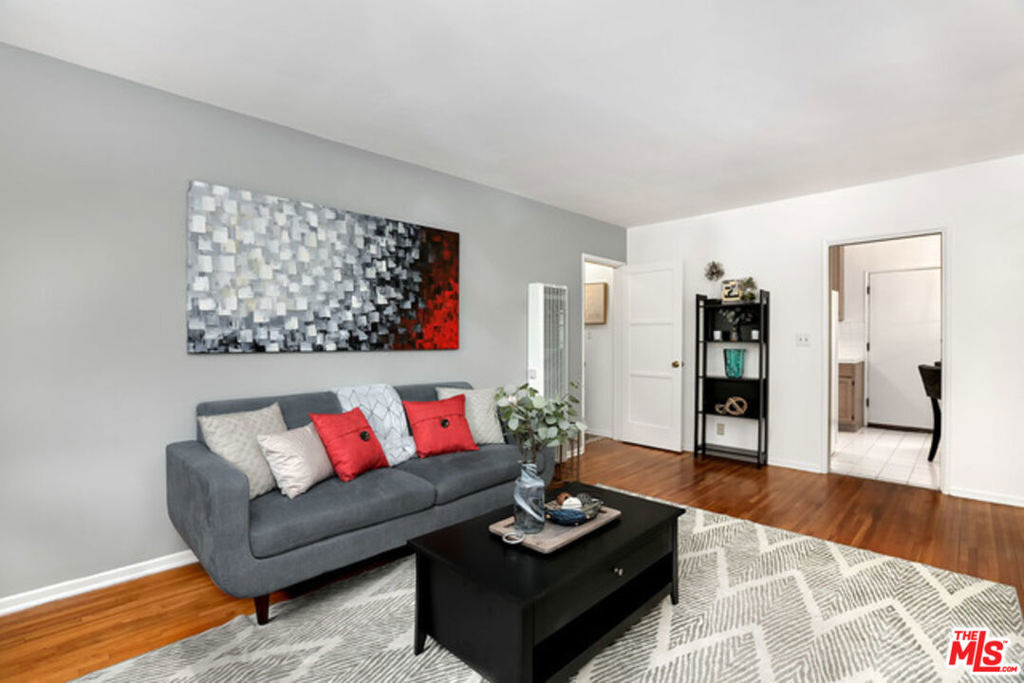2427 Centinela Avenue - Photo 3