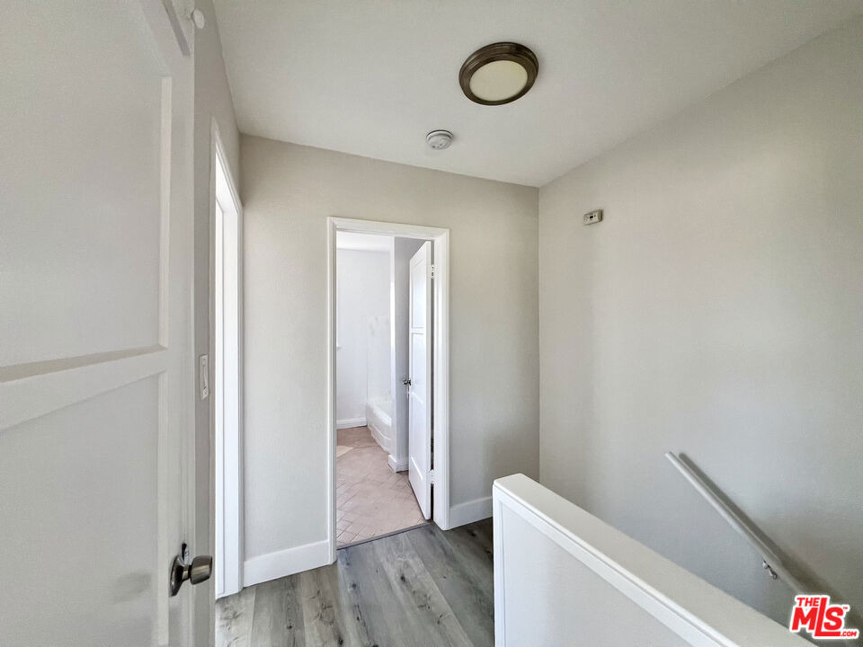 254 E Lanzit Avenue - Photo 17