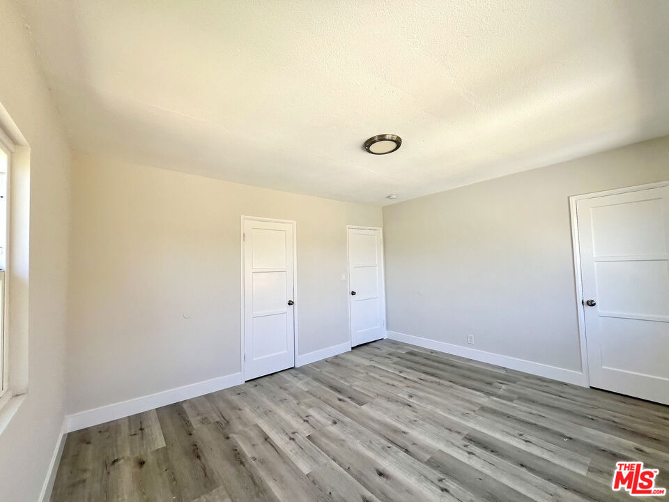 254 E Lanzit Avenue - Photo 12