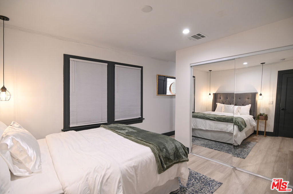 1019 N Orange Grove Avenue - Photo 17