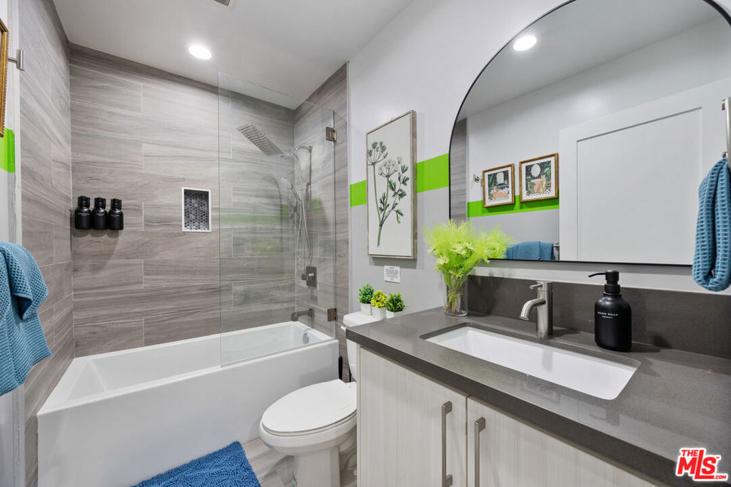 5853 Vineland Avenue - Photo 19