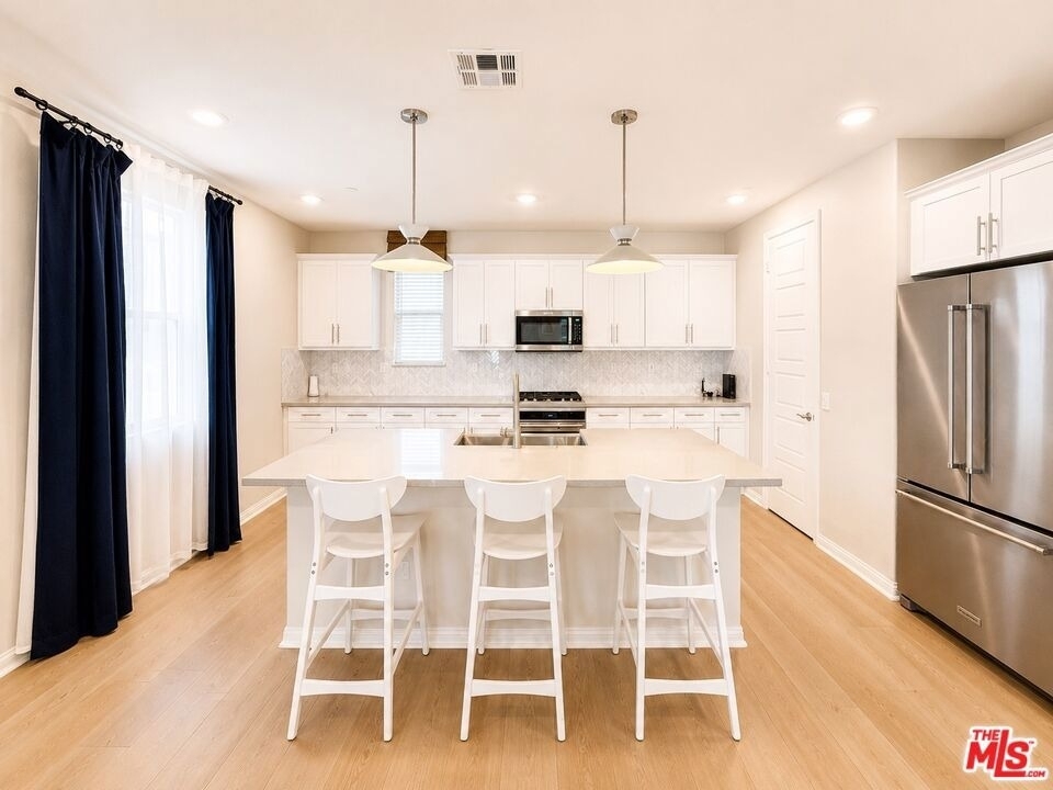 751 Daniel Freeman Circle - Photo 3
