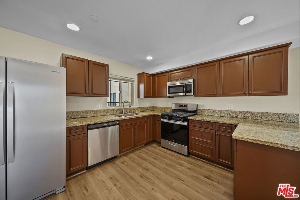 5315 Bellingham Avenue - Photo 8