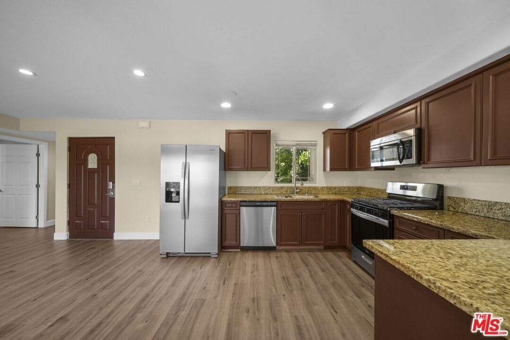5315 Bellingham Avenue - Photo 7