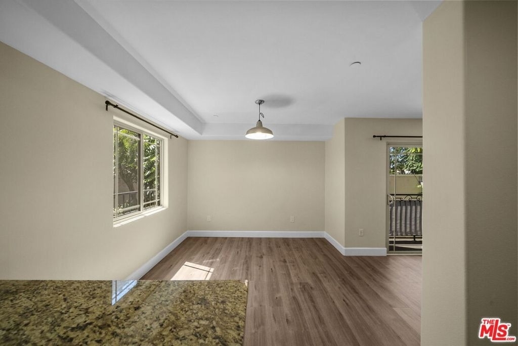 5315 Bellingham Avenue - Photo 10