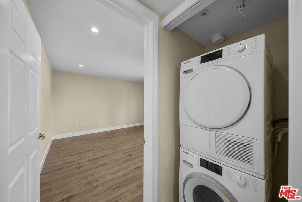 5315 Bellingham Avenue - Photo 14