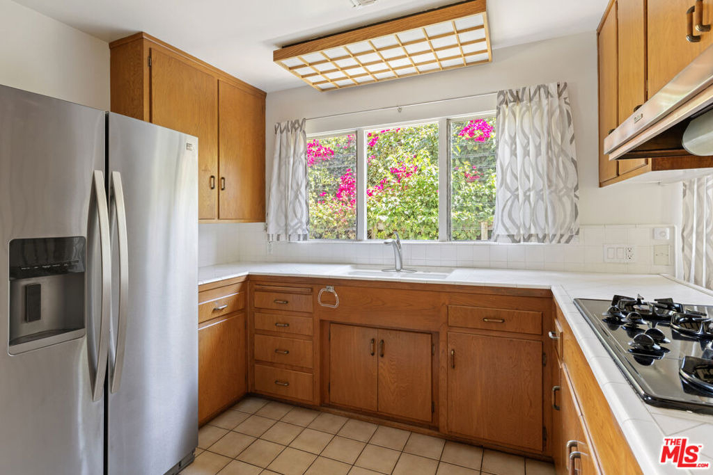 3582 Verdugo Vista Terrace - Photo 19