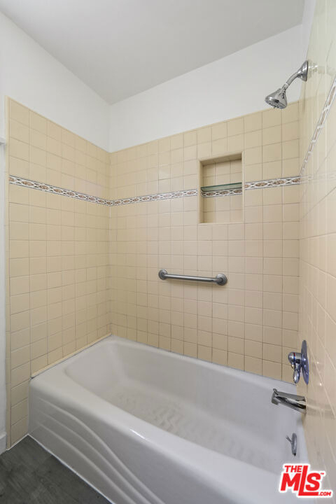 1200 S Citrus Avenue - Photo 18