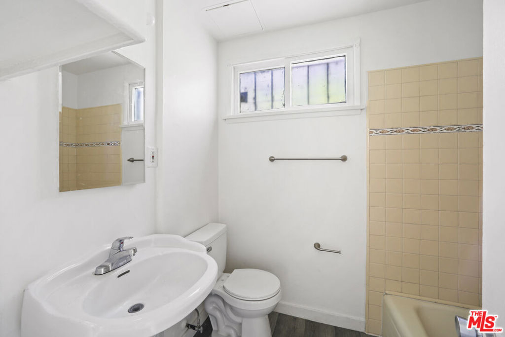 1200 S Citrus Avenue - Photo 17