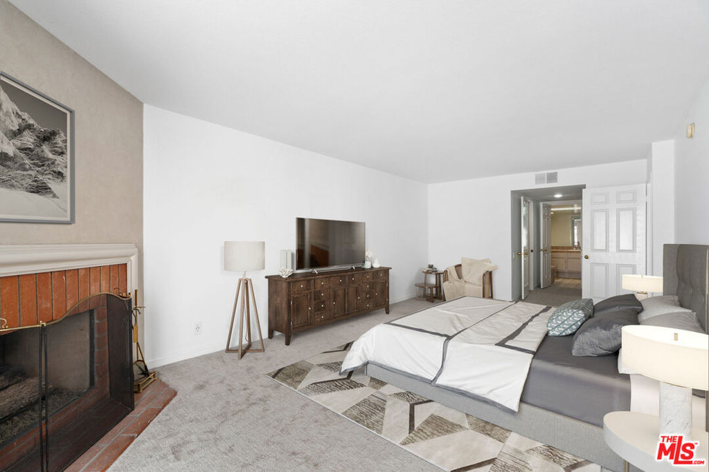 1250 Amherst Avenue - Photo 14