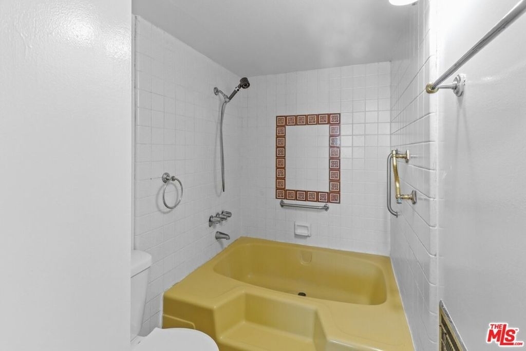 10535 Wilshire Boulevard - Photo 36