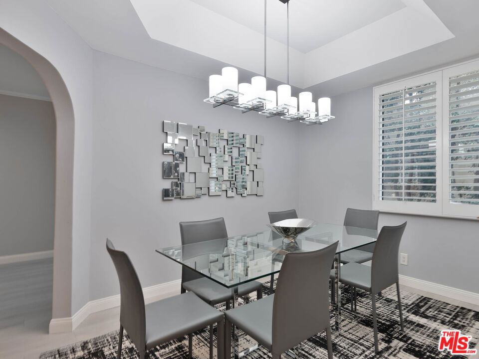 8455 Fountain Avenue - Photo 4