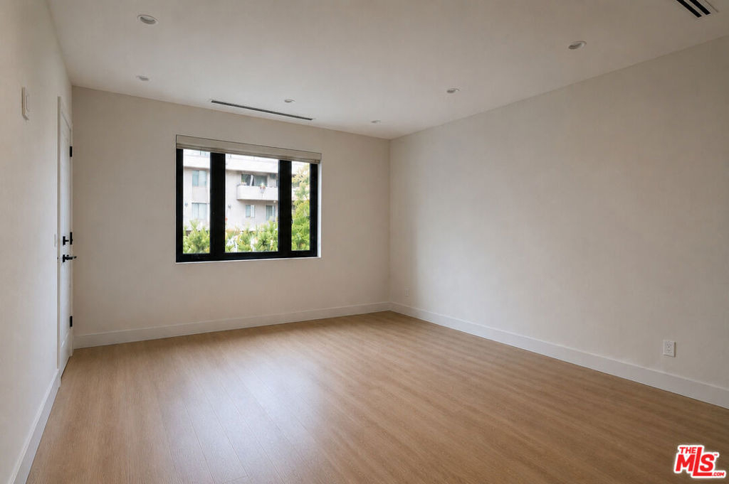 912 N Harper Avenue - Photo 14