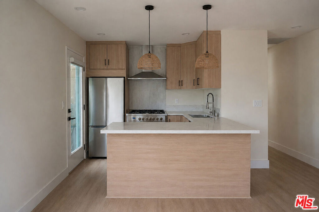 912 N Harper Avenue - Photo 13