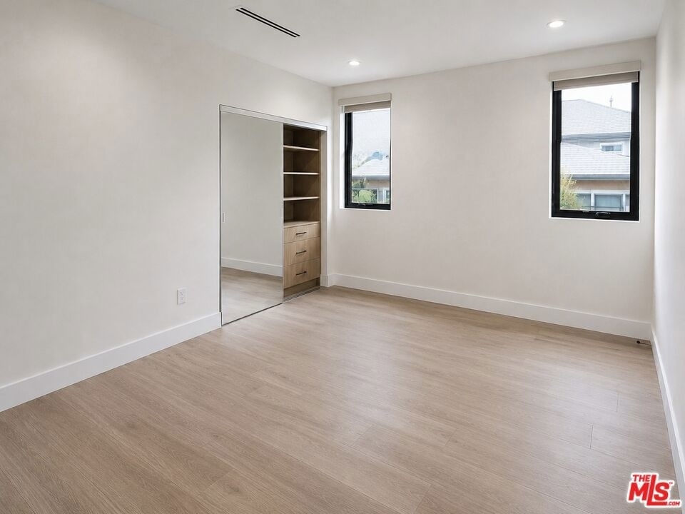 912 N Harper Avenue - Photo 13