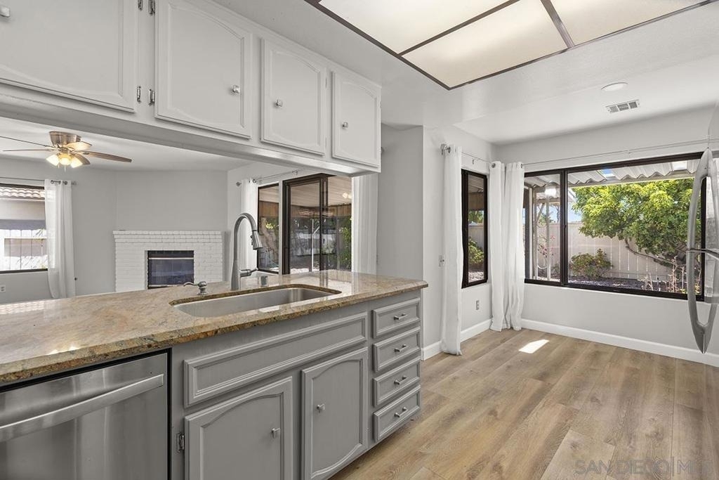 8733 Elford Ct - Photo 18