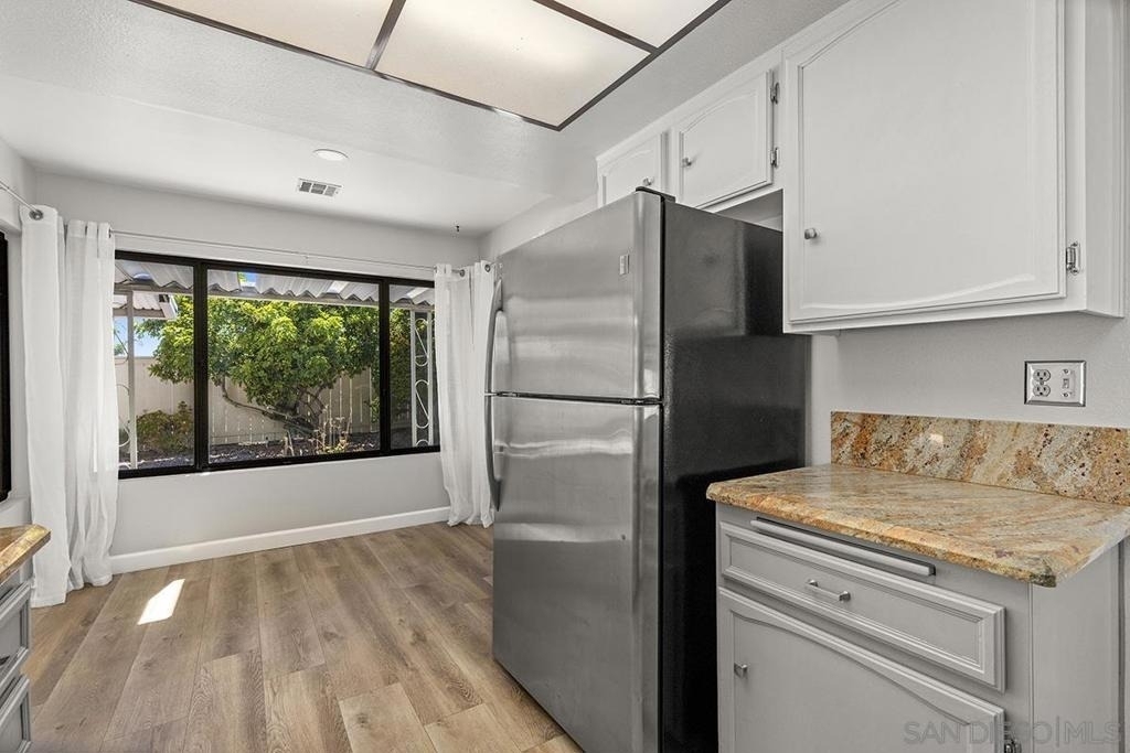 8733 Elford Ct - Photo 17