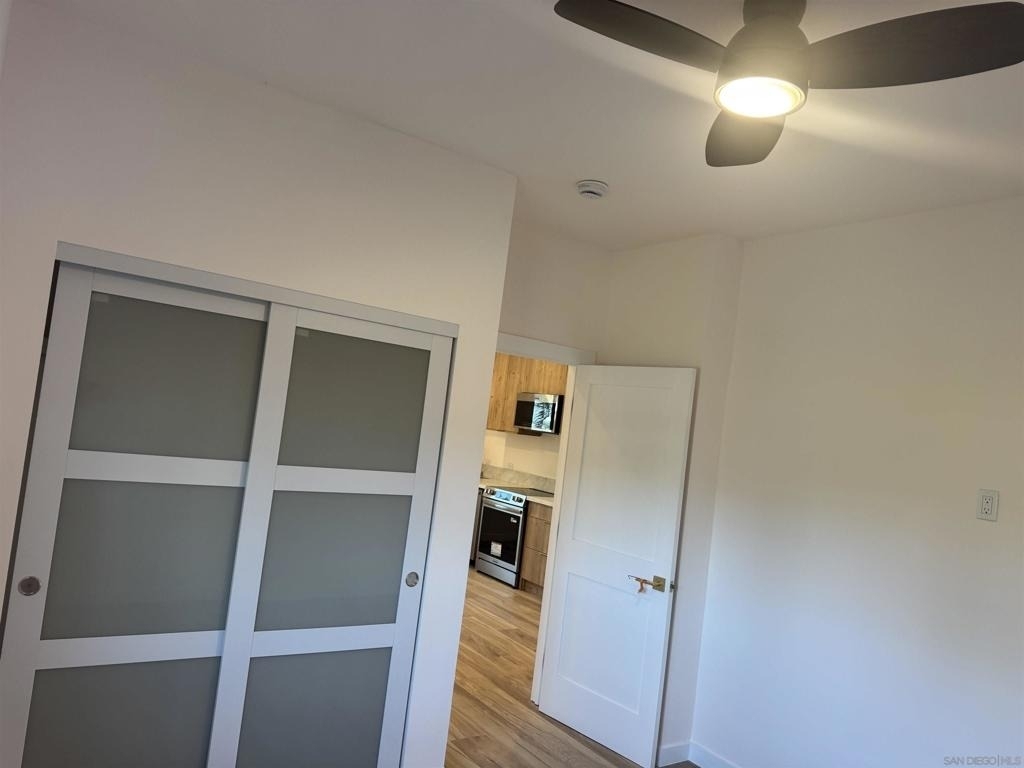 2525 Beryl St - Photo 15