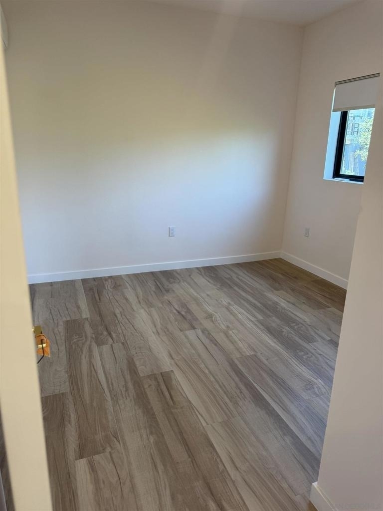 2525 Beryl St - Photo 13