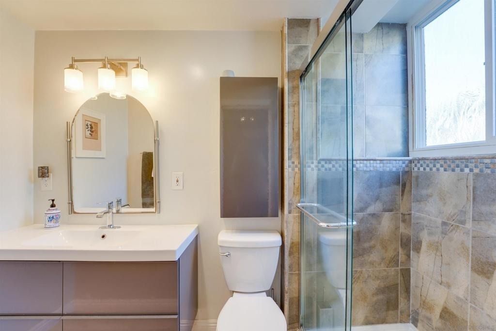 3920 Riviera Dr - Photo 9
